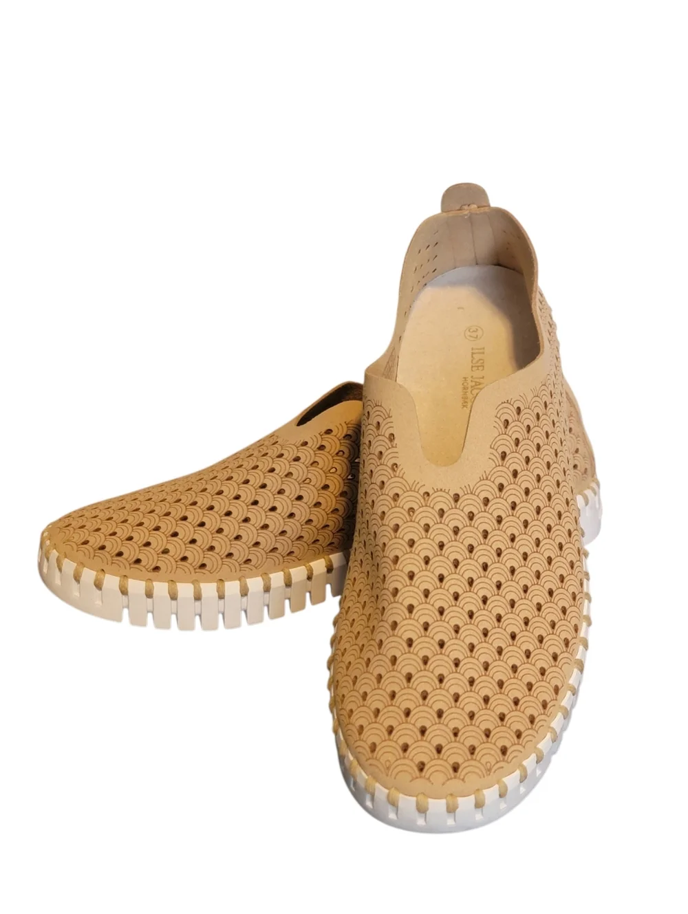 Ilse Jacobsen Hornbaek Tulip Slip On Tan Sneaker Shoes Womens Size 37 US 6.5-7‎
